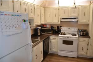 2851 Somerset Dr 415, Lauderdale Lakes