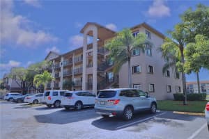 13800 SW 14th St, Pembroke Pines, FL 33027, Sold 06/16/25