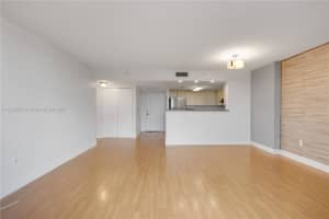 3000 Coral Way 513, Miami