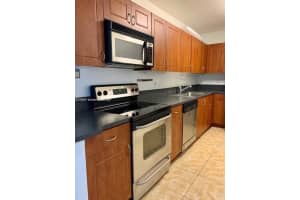 401 69th St, Miami, FL 33141, Sold 07/01/25