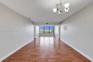 1508 Whitehall Dr, Davie, FL 33324, Sold 05/14/25