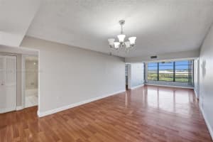 1508 Whitehall Dr, Davie, FL 33324, Sold 05/14/25