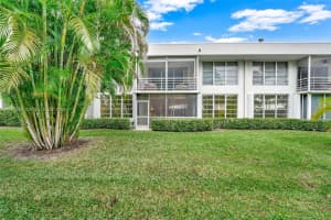 4000 N Cypress Dr, Pompano Beach, FL 33069, Sold 04/04/25