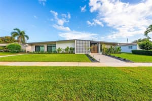 521 S Highland Dr, Hollywood, FL 33021, Sold 05/21/25