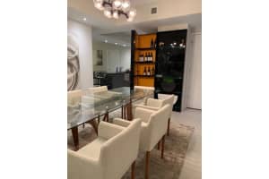 1010 Brickell, 1010 Brickell Ave, Miami, FL 33131, Sold 04/24/25