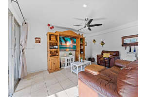 10641 SW 108th Ave, Miami, FL 33176, Sold 05/02/25
