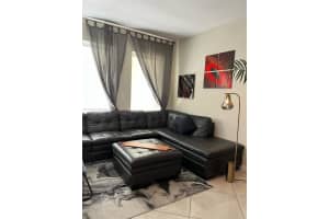 11111 Biscayne Blvd 1g/116, Miami