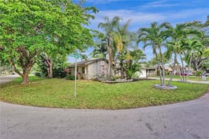 5101 Nw 47th Ave Coconut Creek, FL 33073 - MLS#A11735189