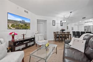 1830 Radius Dr APT 820, Hollywood, FL 33020, - MLS#A11735212