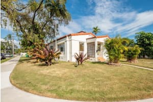 2039 Sw 17th St, Miami