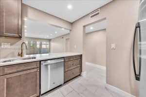 9159 SW 77th Ave, Miami, FL 33156, Sold 04/17/25