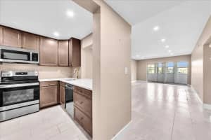 9159 SW 77th Ave, Miami, FL 33156, Sold 04/17/25