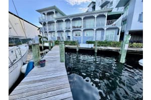 2415 Nw 16th St, Slip 13 Miami, FL 33125 Sold 04/04/25