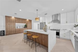 1420 SW 17th St, Miami, FL 33145, Sold 04/07/25