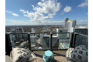 88 SE 7th St, Miami, FL 33131, Sold 04/21/25