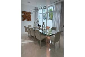 10553 NW 68th Terrace, Doral, FL 33178, Sold 03/14/25