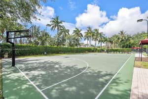 10936 Golden Eagle Ct, Plantation, FL 33324, Sold 04/23/25