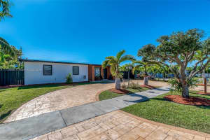11350 SW 43rd Ln, Miami, FL 33165, Sold 05/20/25