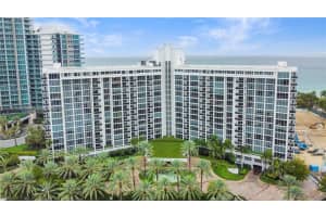 10275 Collins Ave 817, Bal Harbour