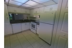 6575 W Oakland Park Blvd, Lauderhill, FL 33313, Sold 08/12/25