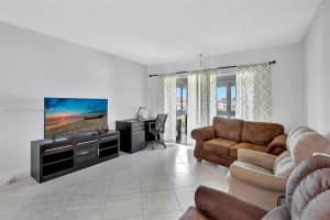 4801 NW 34th St, Lauderdale Lakes, FL 33319, Sold 03/11/25