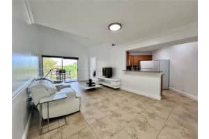9731 Fontainebleau Blvd, Miami, FL 33172, Sold 03/28/25