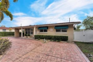 5411 W 8th Ave, Hialeah, FL 33012, Sold 05/02/25