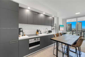 227 NE 2nd St, Miami, FL 33132, Sold 05/27/25