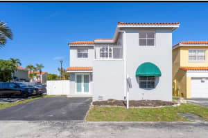 8647 NW 2nd St, Miami, FL 33126, Sold 04/25/25