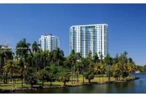 1871 NW S River Dr, Miami, FL 33125, Sold 04/01/25
