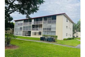 100 SW 132nd Way, Pembroke Pines, FL 33027, Sold 06/13/25
