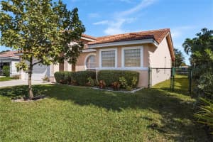 4474 NW 20th Ave, Oakland Park, FL 33309, Sold 05/02/25