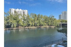 300 Diplomat Pkwy APT 310, Hallandale Beach, FL 33009, - MLS#A11736304