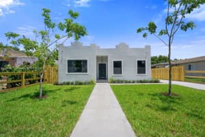 619 35th St, West Palm Beach