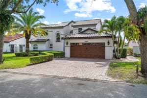 19621 NW 88th Ave, Hialeah, FL 33018, Sold 07/11/25