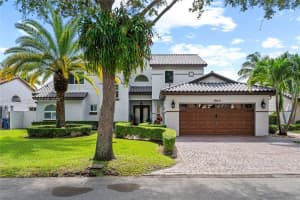 19621 NW 88th Ave, Hialeah, FL 33018, Sold 07/11/25