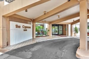 1200 St Charles Pl, Pembroke Pines, FL 33026, Sold 05/05/25