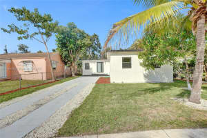 237 NE 110th Ter, Miami, FL 33161 - MLS#A11736470