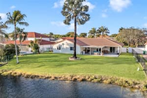 15040 Windbluff St, Davie, FL 33331, Sold 03/11/25