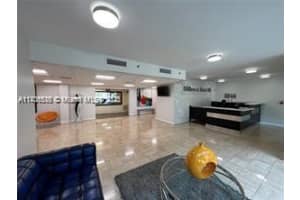 919 Hillcrest Dr, Hollywood, FL 33021, Sold 06/27/25