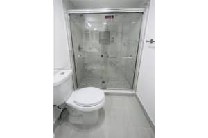 919 Hillcrest Dr, Hollywood, FL 33021, Sold 06/27/25