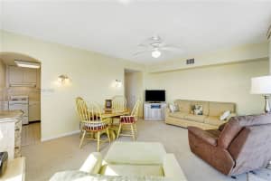 15 S Golfview Rd, Lake Worth Beach, FL 33460, Sold 04/02/25