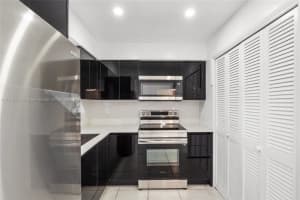 2415 Lincoln St, Hollywood, FL 33020, Sold 04/04/25