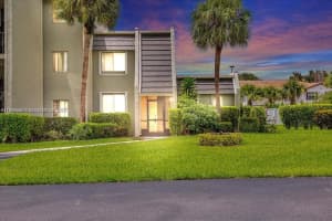 4072 Tivoli Ct, Greenacres, FL 33467, Sold 04/04/25