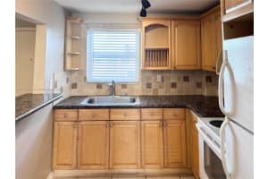 221 Meridian Ave APT 304, Miami Beach, FL 33139, Sold 06/02/25