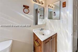 624 SW 16th Ave a, Fort Lauderdale, FL 33312, - MLS#A11736576