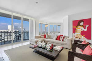 21150 Point Pl Ph 3105, Aventura