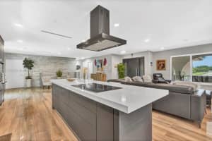 9991 SW 32nd St, Miami, FL 33165, Sold 05/28/25