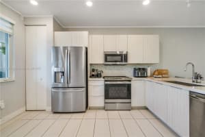 6416 NW 102nd Ct, Doral, FL 33178, Sold 04/15/25