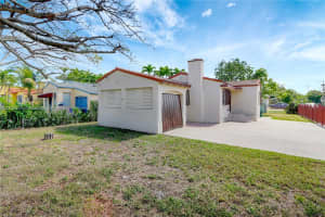 2780 NW 6th St, Miami, FL 33125, - MLS#A11736611